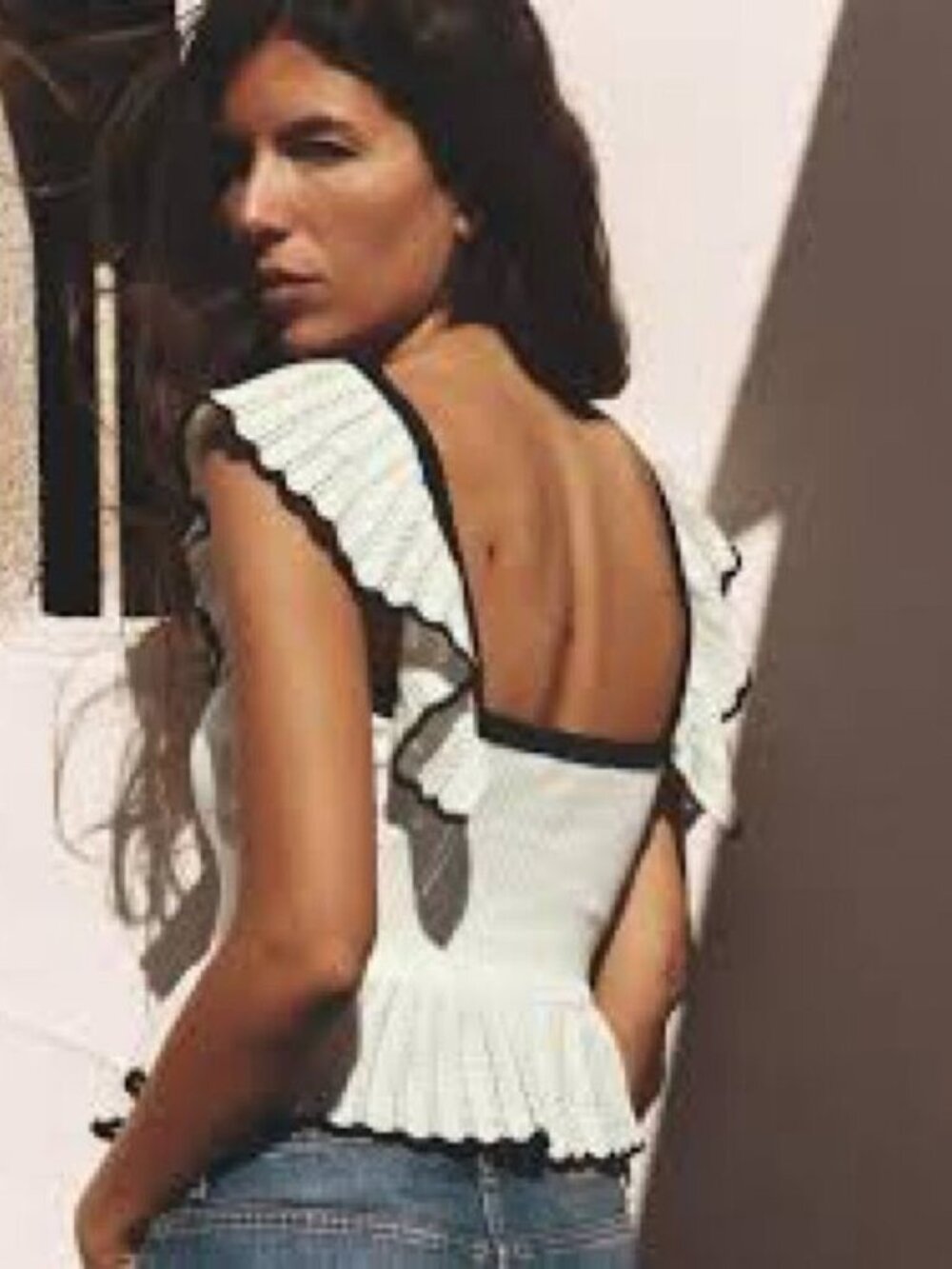 🛍 Zara White Ribbed Ruffle Peplum Top Square Neck Contrast Trim Size L - Picture 2 of 8